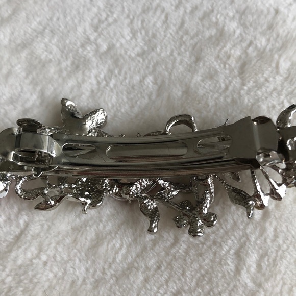 DECORATIVE HAIR CLIP - Picture 4 of 5